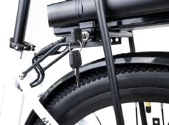 Myatu E-Bike Voor Heren En Dames Lage Instap Met 45 Cm Aluminium Frame, 6 Versnellingen, 250 Wh Afneembare Lithium Batterij 40-80 Km Range, Trekking Ebike Met 1.95 X 26 Inch Wiel (Zwart, Urban) -Volare Verkoop 1200x891